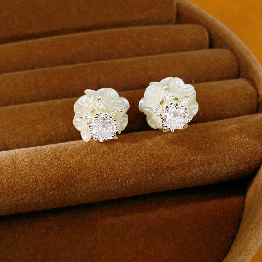 DOO MEI Two Way Wear Zircon Fl - Cluster Stud Ear review and price
