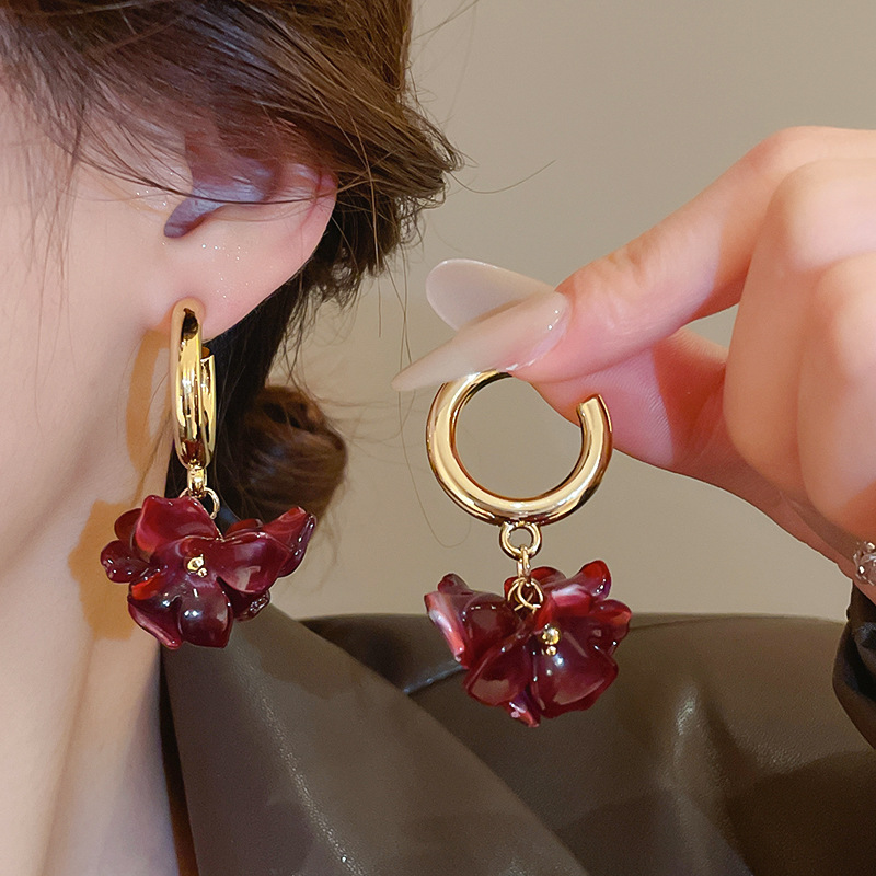 Maillard Flower Clusters Drop  - Cluster Stud Ear review and price