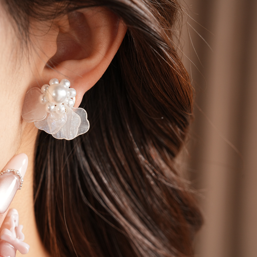 Layered Star-shaped Shell Stud - Cluster Stud Ear review and price