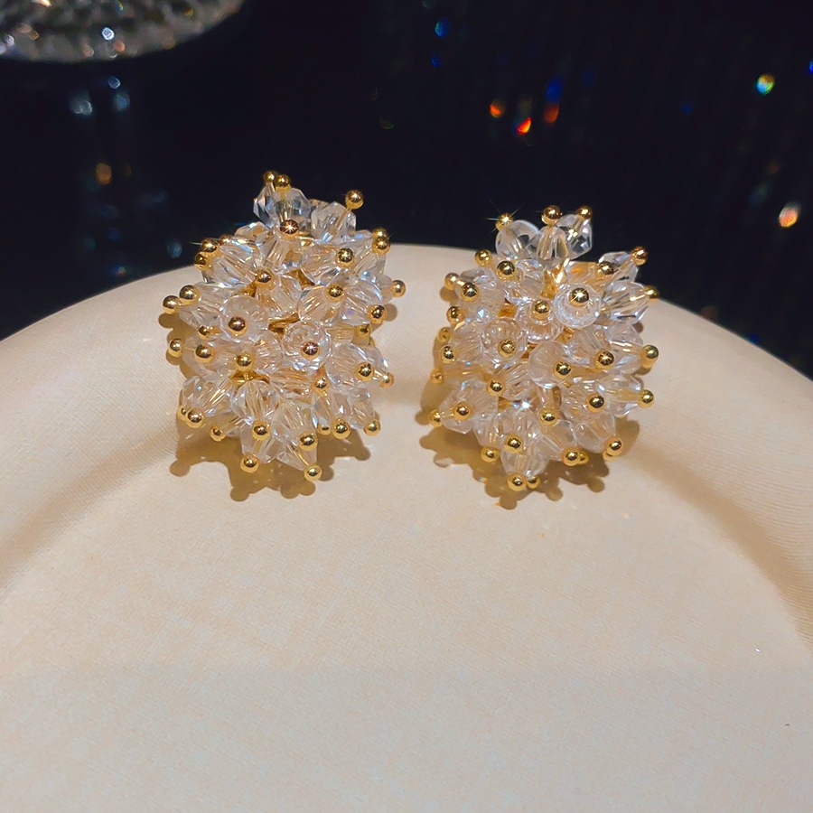 Elegant Black Beaded Cluster S - Cluster Stud Ear review and price